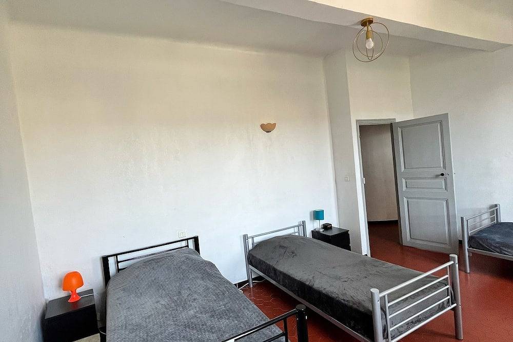 Appartement entier, Appartement**  75 m2, 2 chambres, 4 personnes in Les Arcs (Var), Région de Draguignan