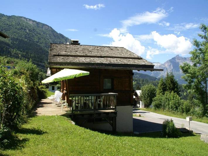 Gîte pour 6 personnes, avec terrasse dans Office De Tourisme Des Houches - 4