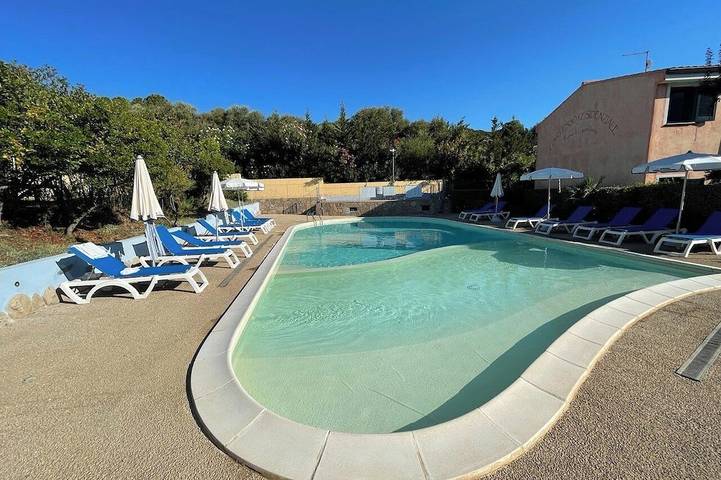 Ferienwohnung für 6 Personen, mit Balkon und Pool