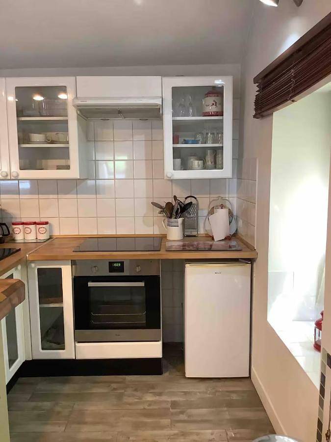 Location de vacances pour 3 personnes, avec jardin et terrasse à Faux-la-Montagne - 4