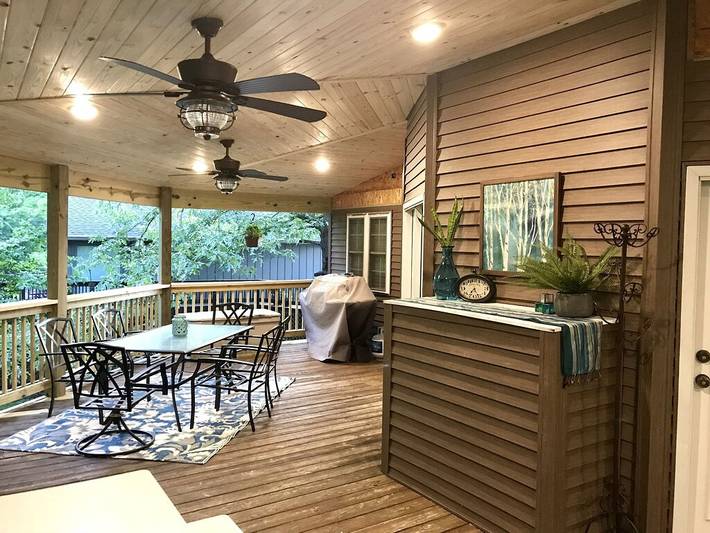 Vacation rental for 24 people, with yard in Kentucky