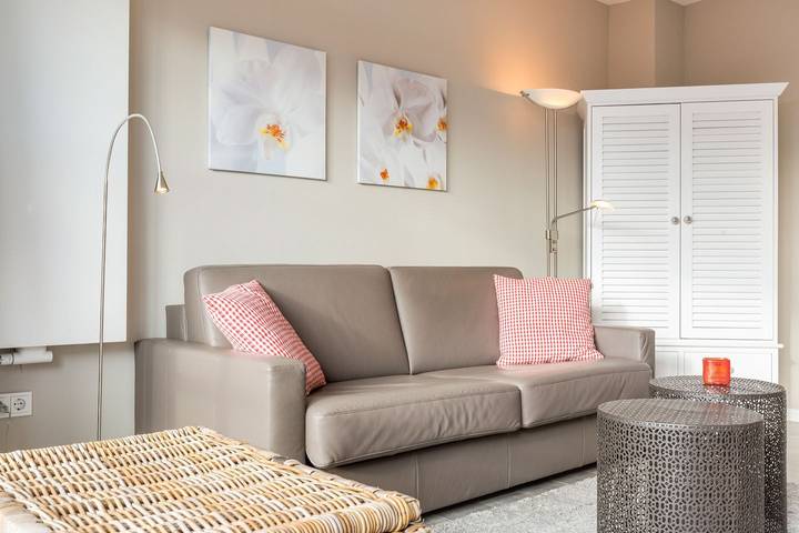 Ganze Wohnung, Helles Appartement im 1. Obergeschoss, ca. 29 qm Nutzfläche für 2 Personen. in Wenningstedt, Sylt