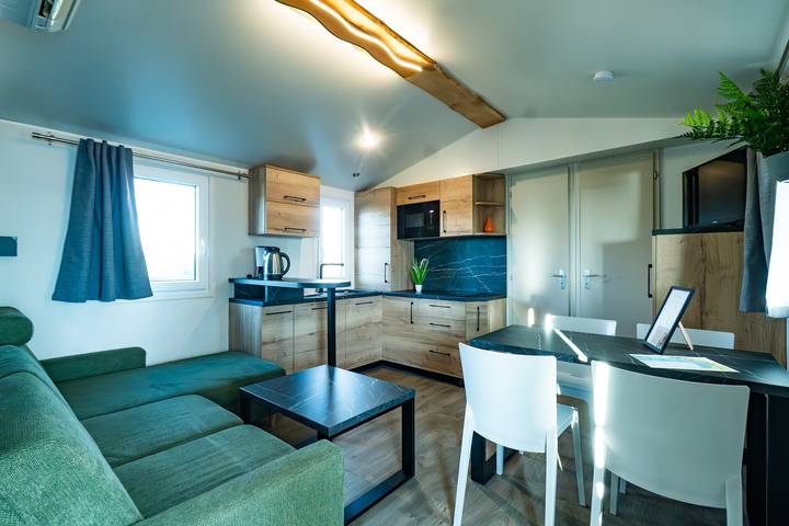 Bungalow für 4 Personen, mit Terrasse und Seeblick in der Lausitz