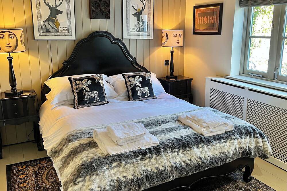Stunning Boutique Holiday Cottage With Spectacular Sea Views 2-Beds/2-Bathrooms in Salthouse, Norfolk Coast