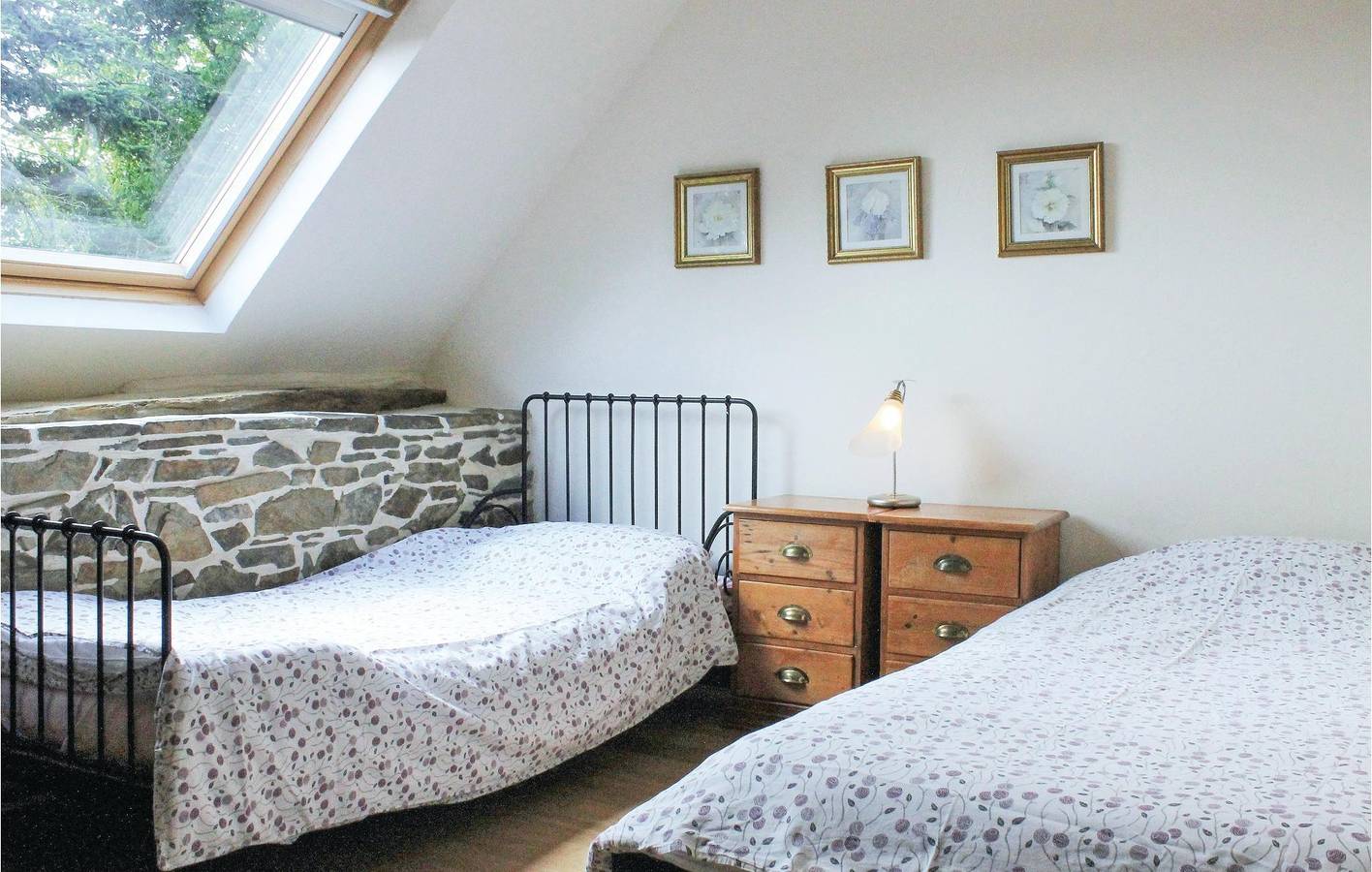 Apt de 165m2 avec parking, jardin et vue sur la rivière in Sougéal, Région de Saint-Malo