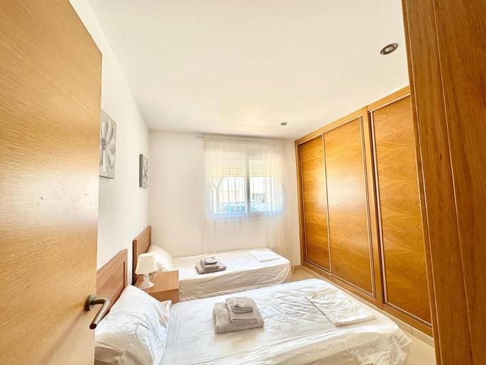 Casa rural para 5 personas, con Balcón y Terraza además de Jardín y Piscina en Sierra Espuña - 4