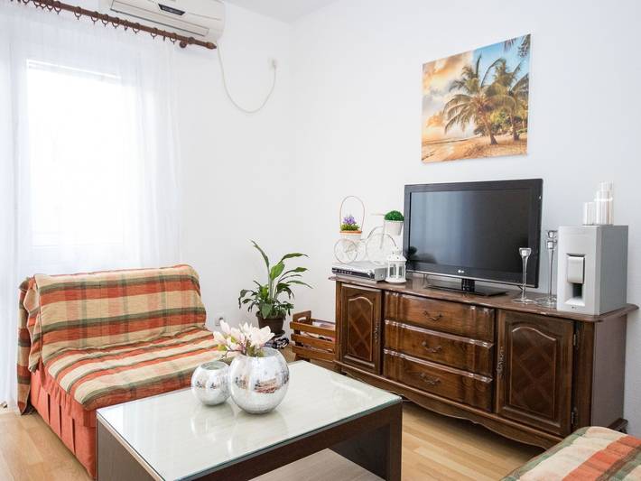 Ferienwohnung für 5 Personen, mit Garten in Bar