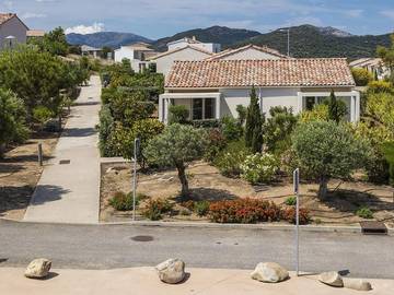 Camping for 6 People in Belgodère, Haute-Corse, Photo 4