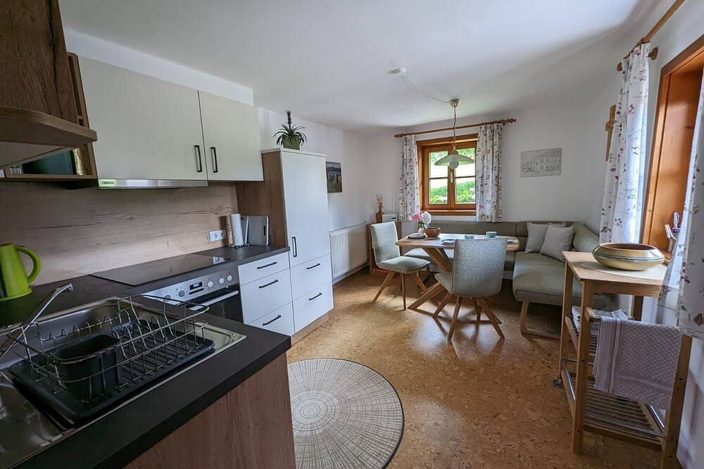 Ganze Wohnung, Ferienwohnung Jaga - Ferienwohnung in Weyregg am Attersee, Traunviertel