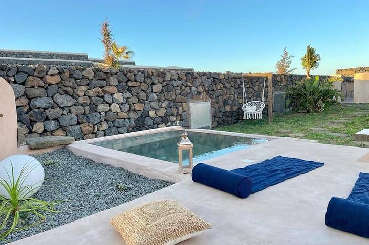 Ferienhaus für 3 Personen, mit Whirlpool und Terrasse sowie Garten - 1
