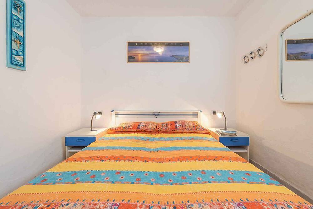 Ganze Wohnung, Ferienwohnung mit Balkon und Meerblick in Palmadula, Sassari