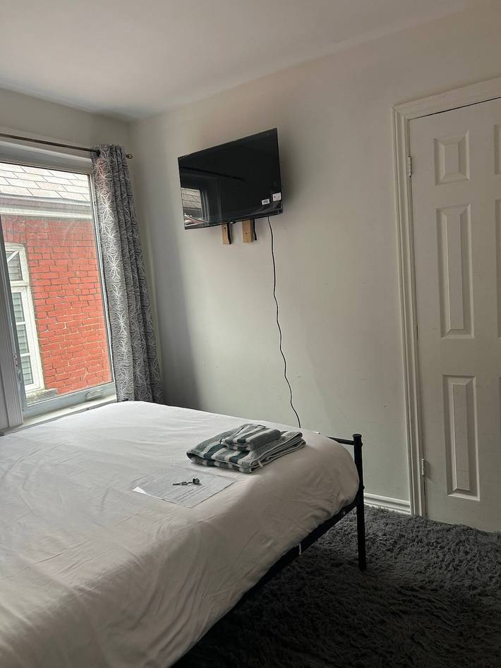 Habitación privada cómoda y acogedora en una casa compartida in Toronto, Lago Ontario (Kanada)