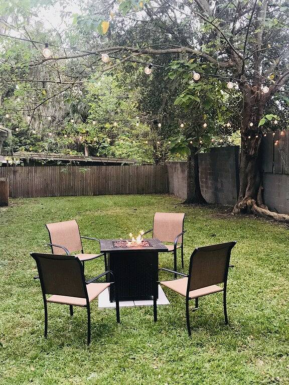 Mid-Century Home 2 Meilen von Uf / Downtown / Shands & Walk zu Coffee Culture / Luckys in Gainesville, Alachua County