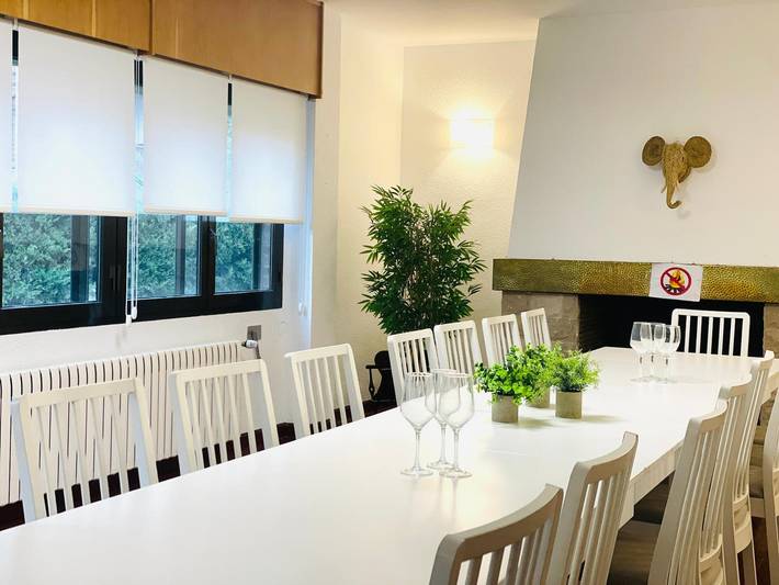 Location de vacances pour 17 personnes, avec jardin ainsi que balcon et jacuzzi dans Aragon (Espagne) - 3