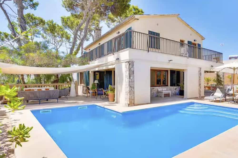 Villa mit Pool in Cala Estancia, nahe Palma in Can Pastilla, Palma