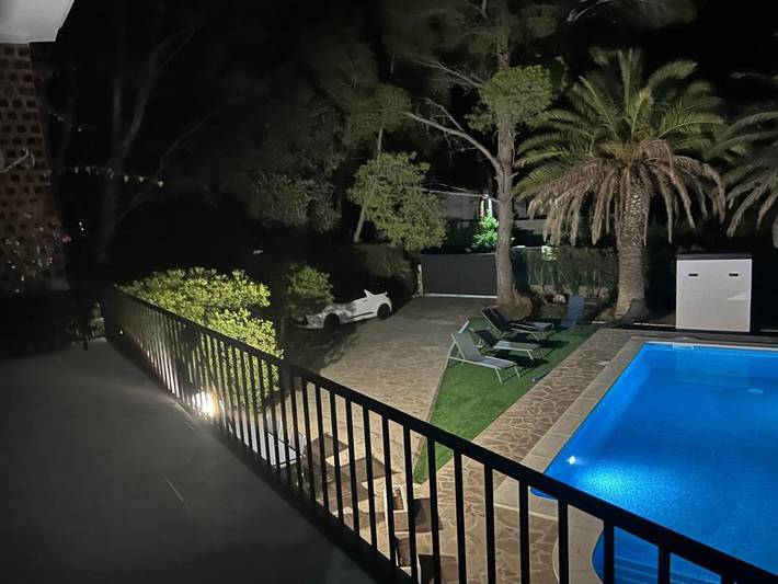 Location de vacances pour 4 personnes, avec vue ainsi que piscine et jardin dans les Planes del Rei - 4