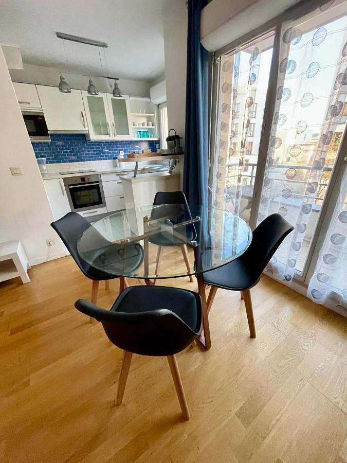 Gîte pour 4 personnes, avec terrasse et vue dans Gare De Massy - Palaiseau - 3