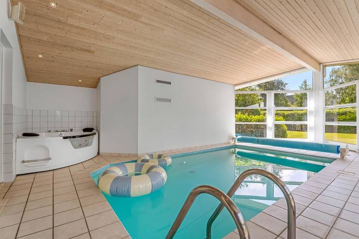 Ferienhaus für 8 Personen, mit Terrasse und Sauna sowie Garten und Whirlpool in Lolland-Falster - 3