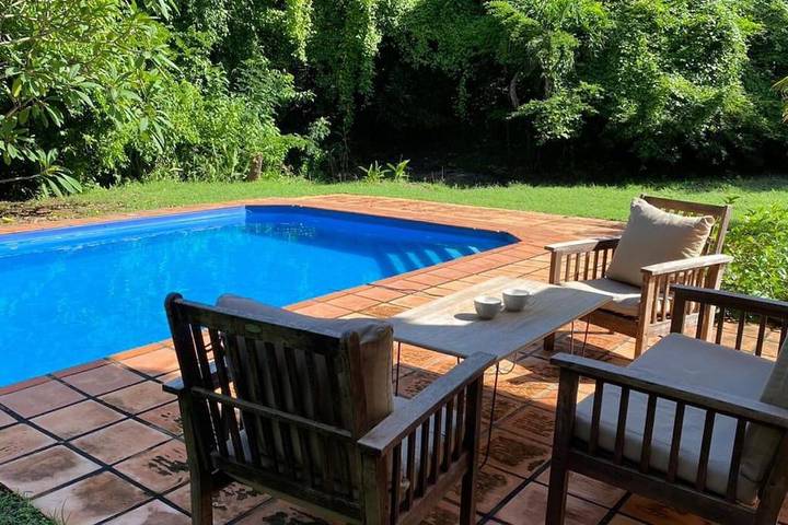 Gîte pour 2 personnes, avec terrasse ainsi que piscine et jardin, animaux acceptés dans Baignoire de Joséphine - 3