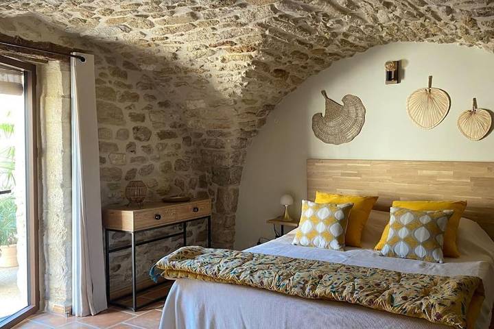 Maison de vacances pour 4 personnes, avec Jacuzzi ainsi que Terrasse et Jardin à Pujaut