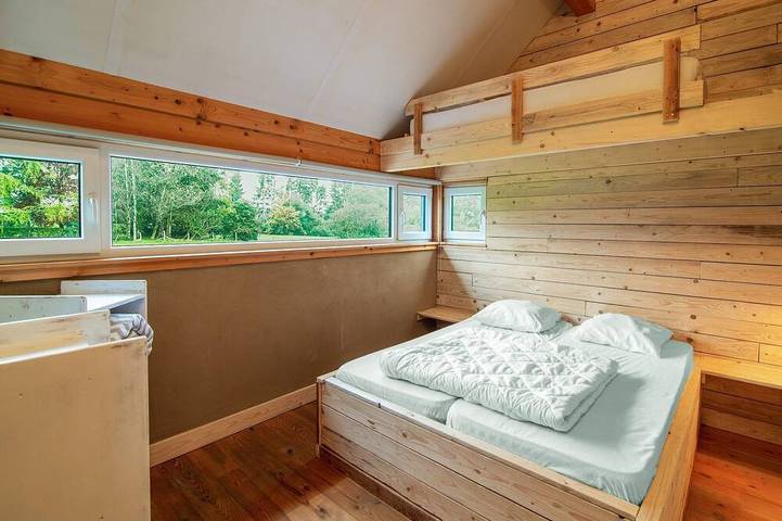 Location de vacances pour 15 personnes, avec jardin ainsi que terrasse et sauna dans Sourbrodt - 2
