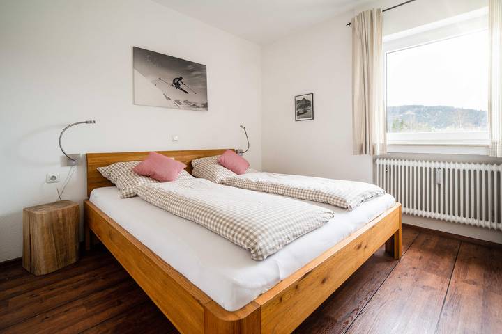 Ganze Ferienwohnung, Appartement/Fewo, Dusche, Wc, 2 Schlafräume in Hirschegg Kleinwalsertal, Mittelberg