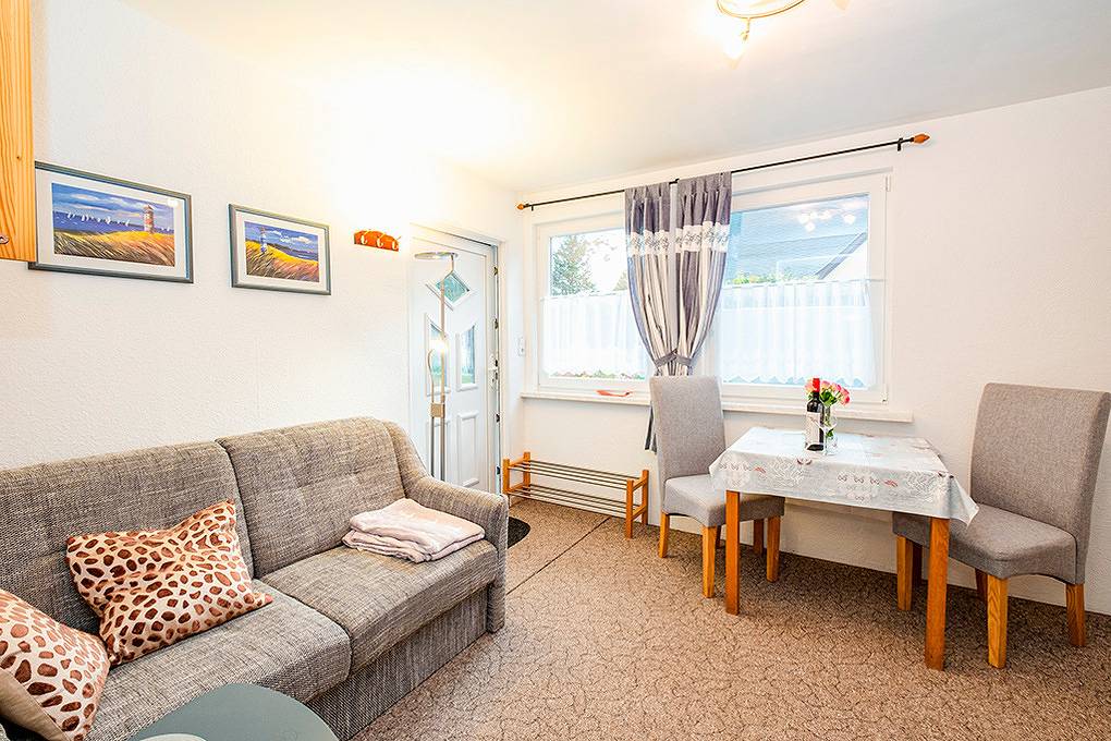 Ganze Ferienwohnung, Dat Strandhus, Fewo A in Neuhaus (Dierhagen), Dierhagen