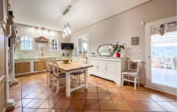 Modernes Apartment mit 2 Schlafzimmern und Pool in der Nähe des Stadtzentrums von Solliès-Toucas in Solliès-Toucas, Mittelmeerküste (Frankreich)