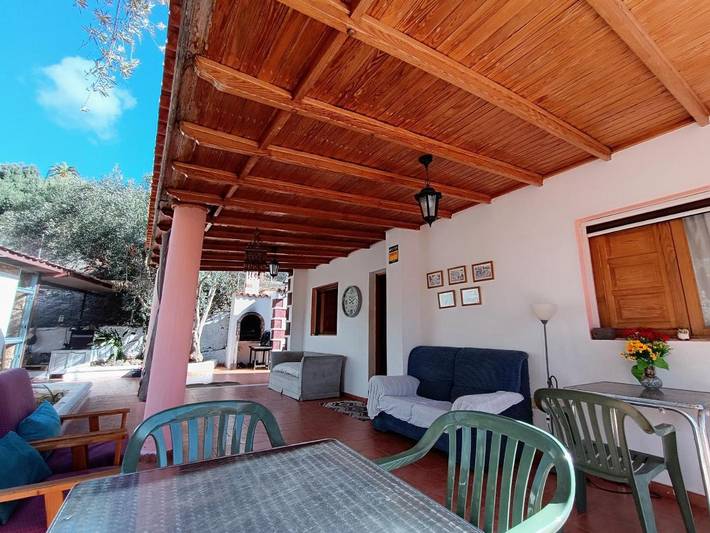 Casa de familia para 2 personas, con Terraza además de Jardín y Vistas en Santa Lucía de Tirajana - 4