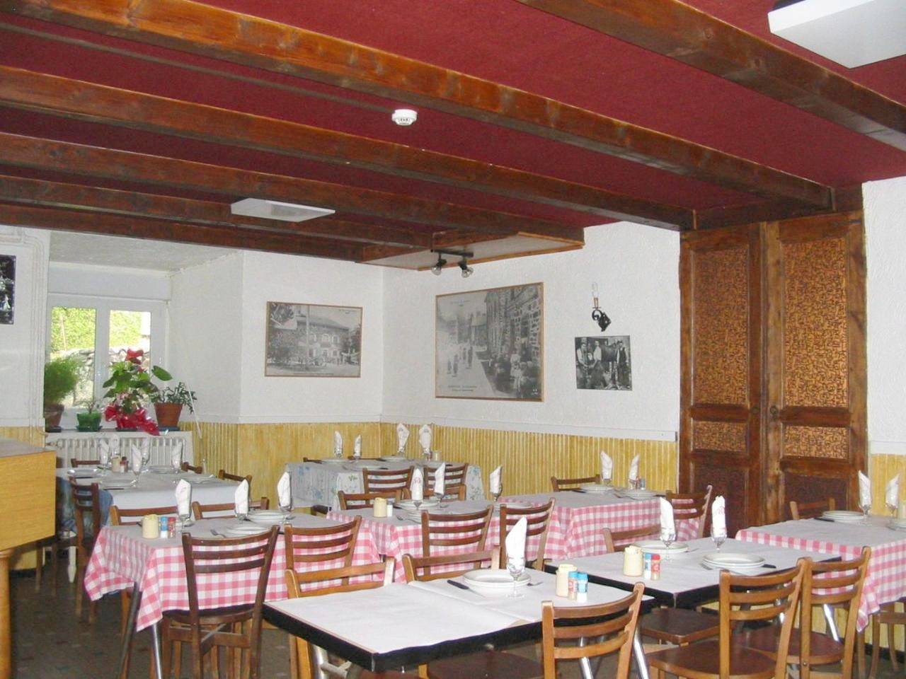 Single Room with Shared Bathroom (1 or 2 adults) in Champclause, Mézenc
