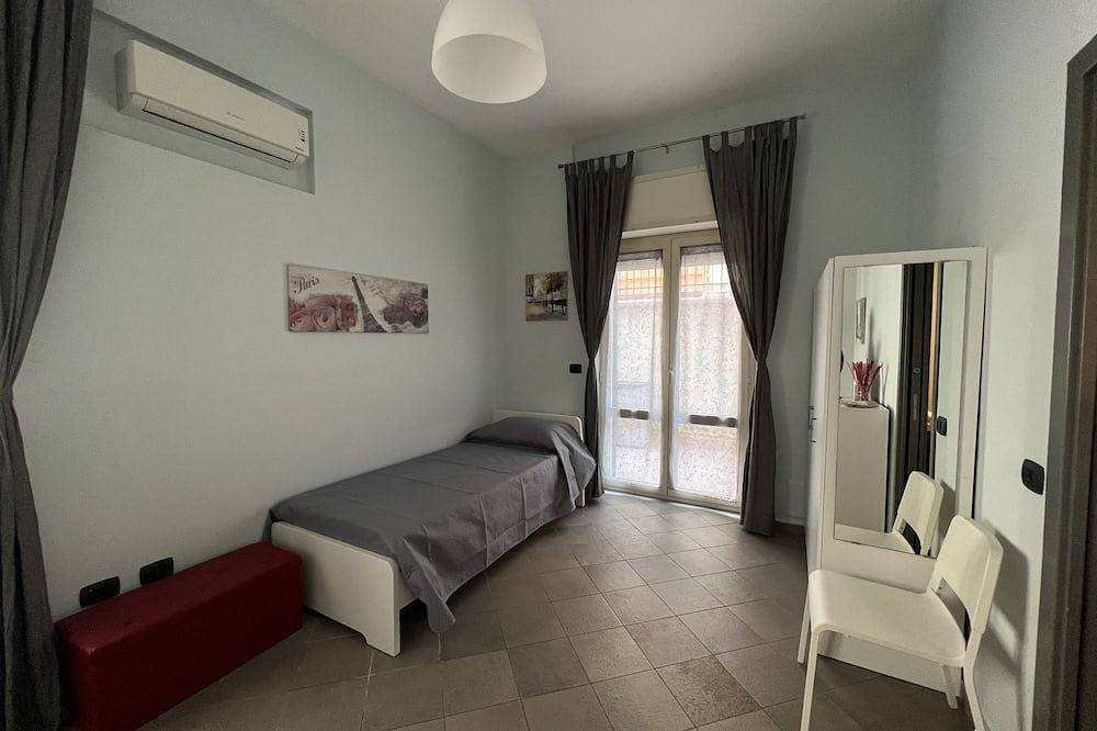 Apartamento entero, Centrocentro apartment in the heart of Avellino, Corso V. Emanuele Ii area  in Avellino, Provincia d'Avellino