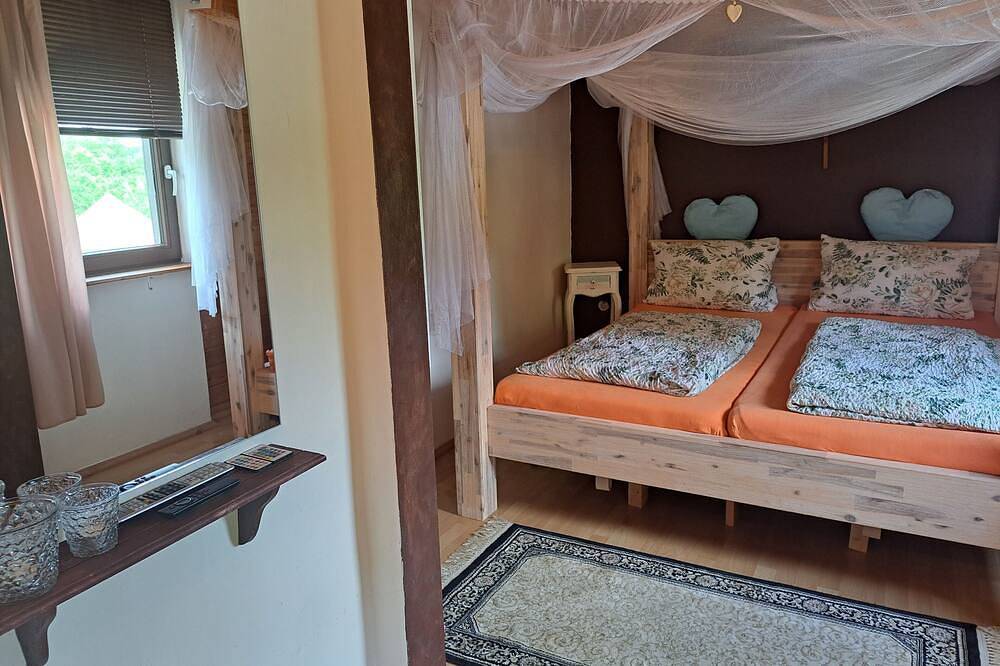 Ferienhaus am Klostergart. ( 127 qm)Gößweinstein mit Gart. und Balk.,Parkplatz in Gößweinstein, Frankenalb