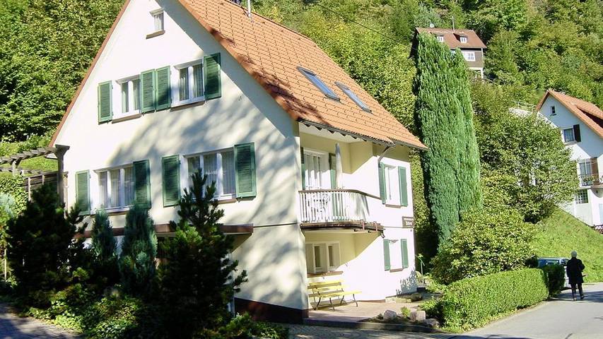 Ferienhaus für 10 Personen, mit Balkon in Murgtal