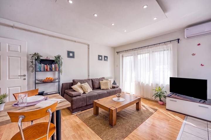 Ferienwohnung für 4 Personen, mit Terrasse und Kinderpool, kinderfreundlich - 1