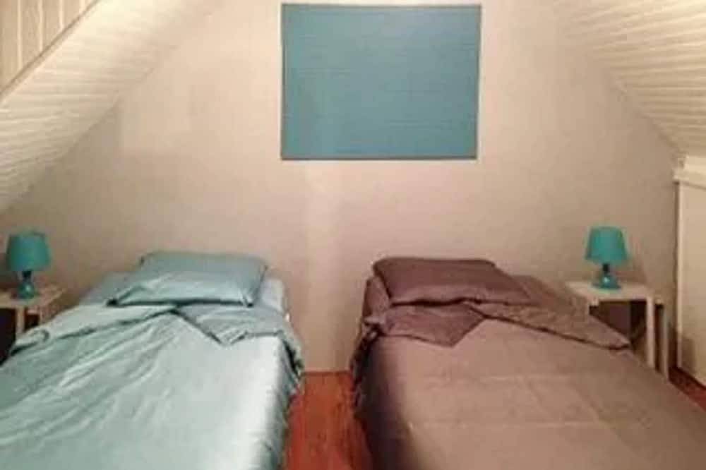 Homerez - Luxuriöses Haus Louargat, umzäunter Garten in Louargat, Guingamp Region