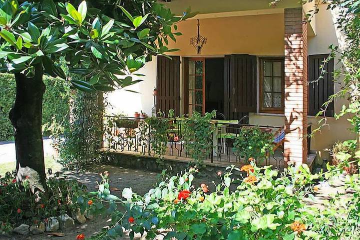 Casa vacanza per 4 persone, con terrazza e giardino - 1
