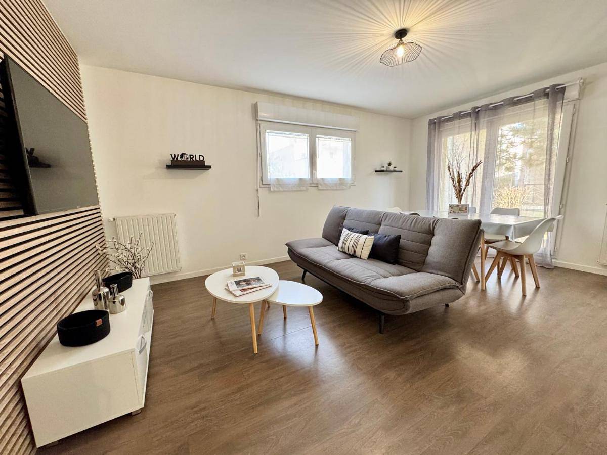 Appartement entier, Le Gregorien, Centre de Saint Gregoire in Saint-Grégoire, Région de Rennes