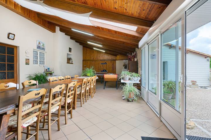 Chambre d’hôtes « Iris » avec terrasse commune et jardin privé in Semussac, Région de Saintes