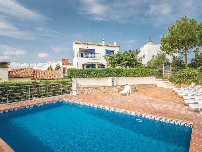 Ferienhaus mit Meerblick für 6 Personen, mit Pool und Garten