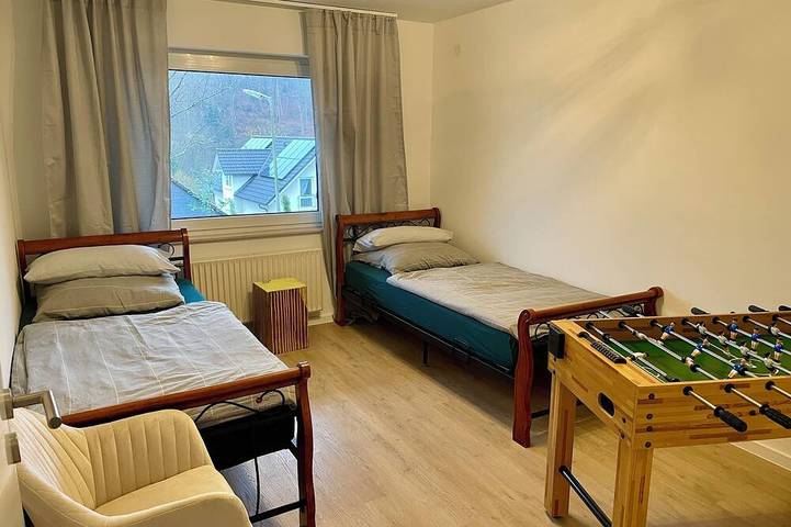 Gîte pour 5 personnes, avec jardin et terrasse à Wiehl - 4