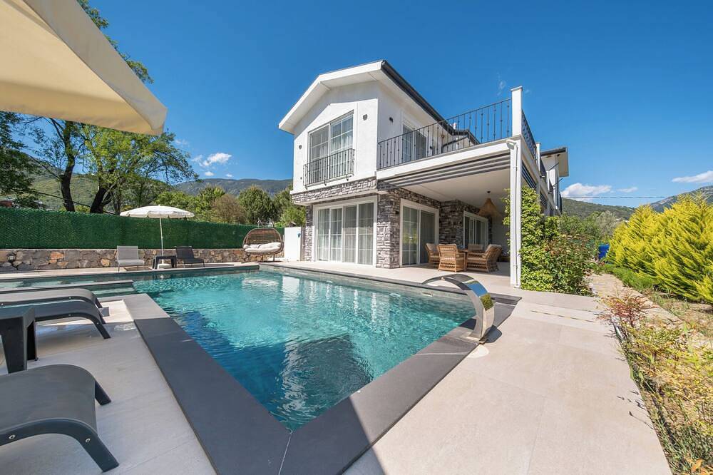 Green Hills Family-Friendly Luxury Villa - Fethiye in Fethiye, Egeo Turco