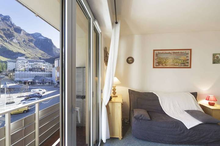 Entire apartment, Studio cabin 4 people at slope base in Gourette in Gourette, Eaux-Bonnes