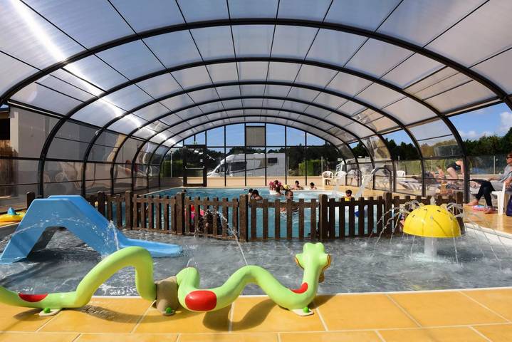 Camping pour 4 personnes, avec terrasse et piscine, animaux acceptés dans le Calvados - 3