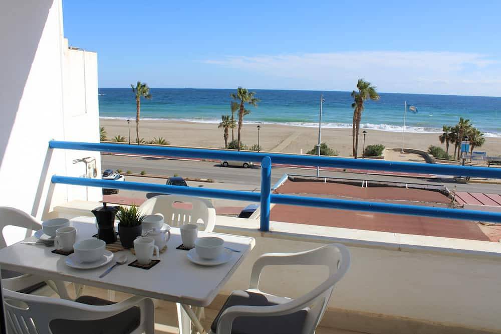 Entire apartment, 2 Bedroom 1 Bathroom Sea Front in Playa de las Ventanicas, Mojácar