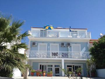 Gîte pour 2 personnes, avec balcon et vue dans Pythagoreio