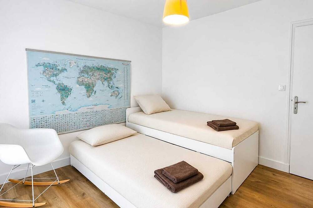 Grande maison - Vacances en famille - La Rochelle et Île de Ré – 10 personnes in Puilboreau, Région de La Rochelle