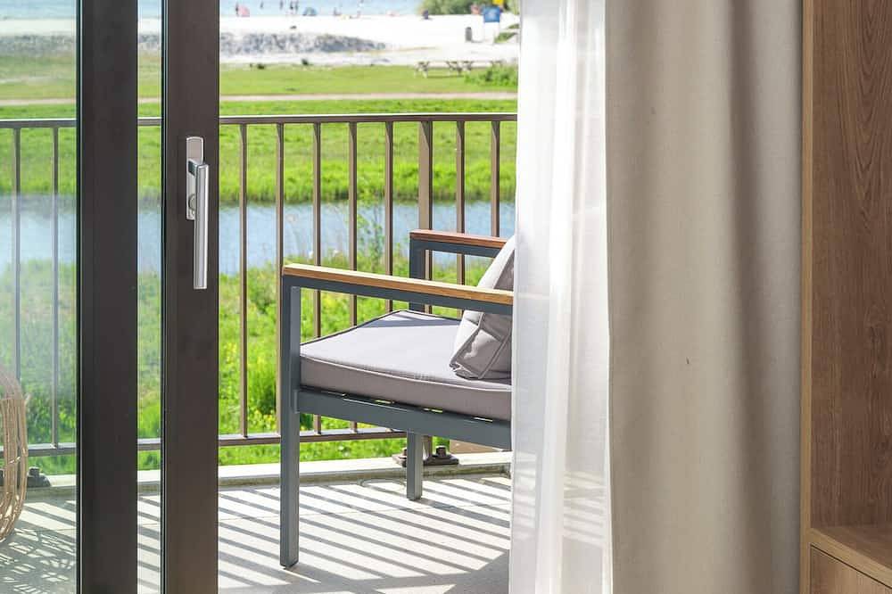 Ganze Wohnung, Kompaktes, luxuriöses Studio direkt am Ijsselmeer. Mit privatem Balkon oder Terrasse, toller Aussicht und allem für zwei Personen. in Workum, Ijsselmeer