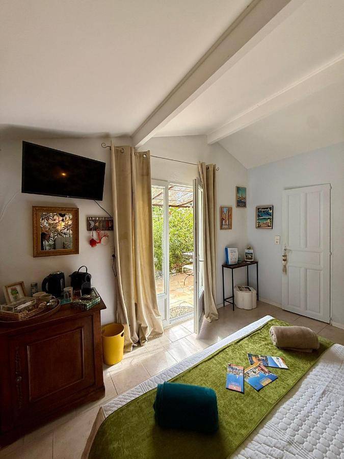 Chambre d’hôte pour 2 personnes, avec jardin et terrasse à Sanary-sur-Mer - 3