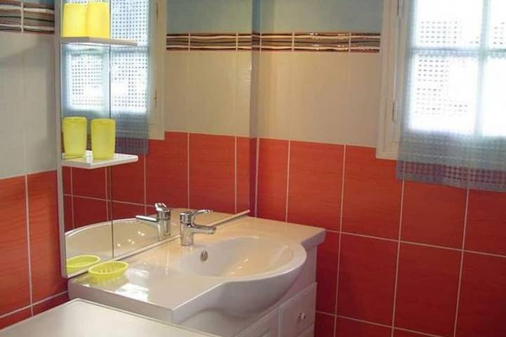 Gîte pour 4 personnes, avec jardin dans Plage Saint-Martin - 4