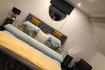 Holiday Rental for 6 People in Stafford, Staffordshire, Photo 3